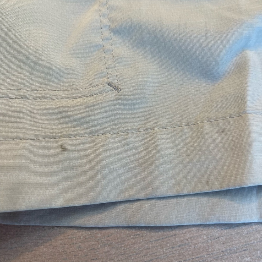 Greg Norman Collection Cream Cargo Shorts - Picture 3 of 6